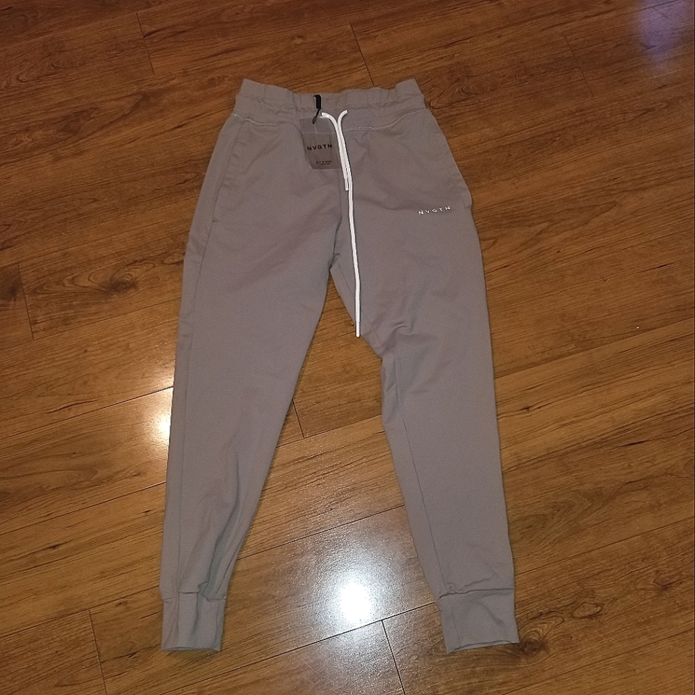 NVGTN joggers NWT size medium